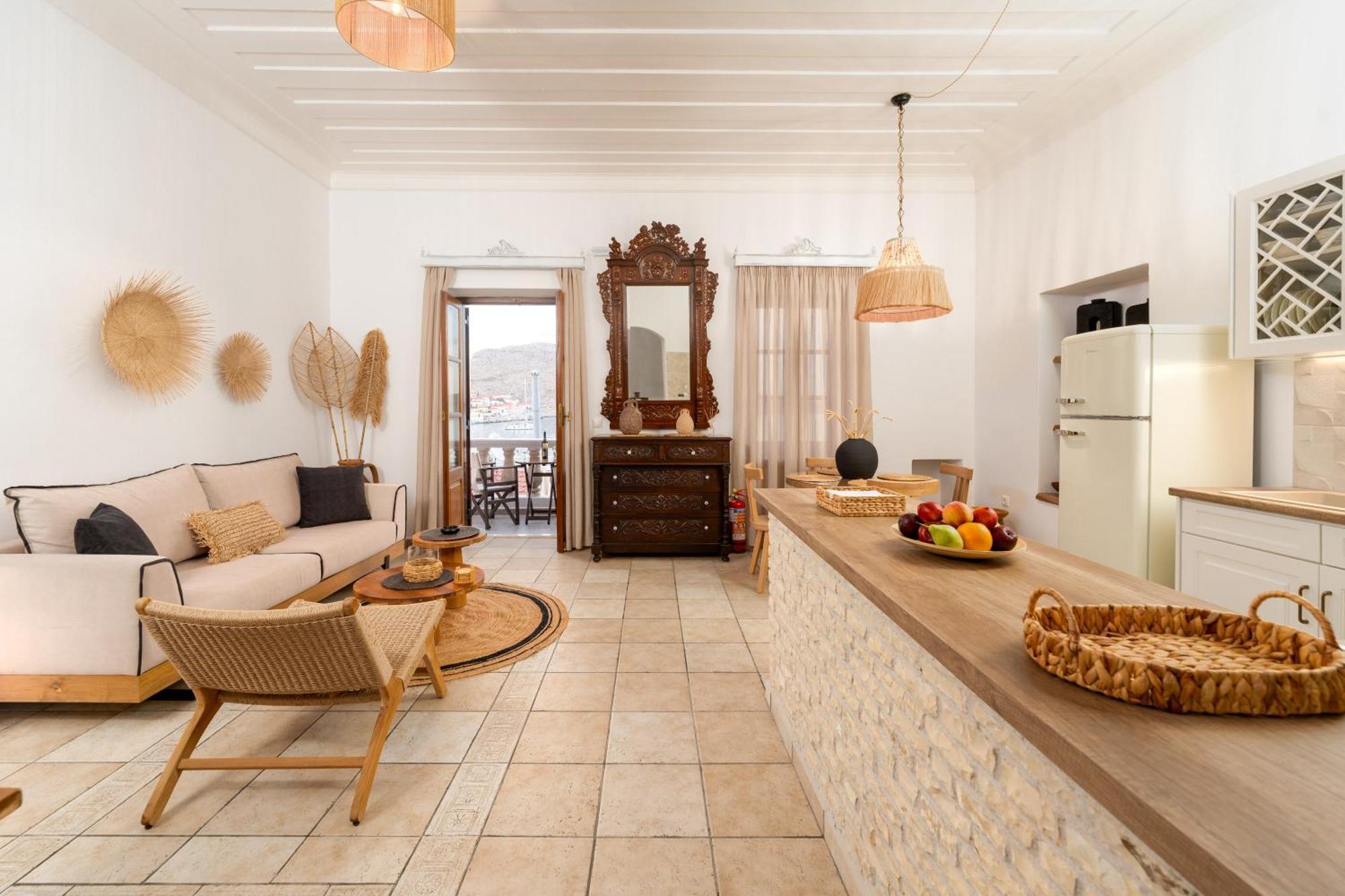 Villa Antonis Chalki Town Exterior foto